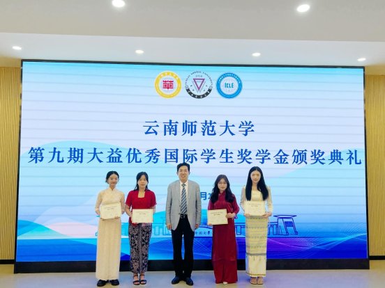 6e7c265978bdb8cca85643342cf4f73